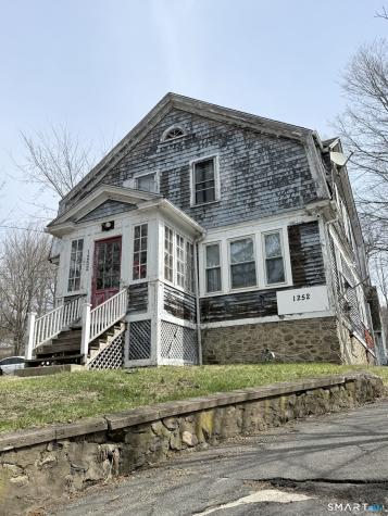 1252 Straits Turnpike Middlebury CT 06762