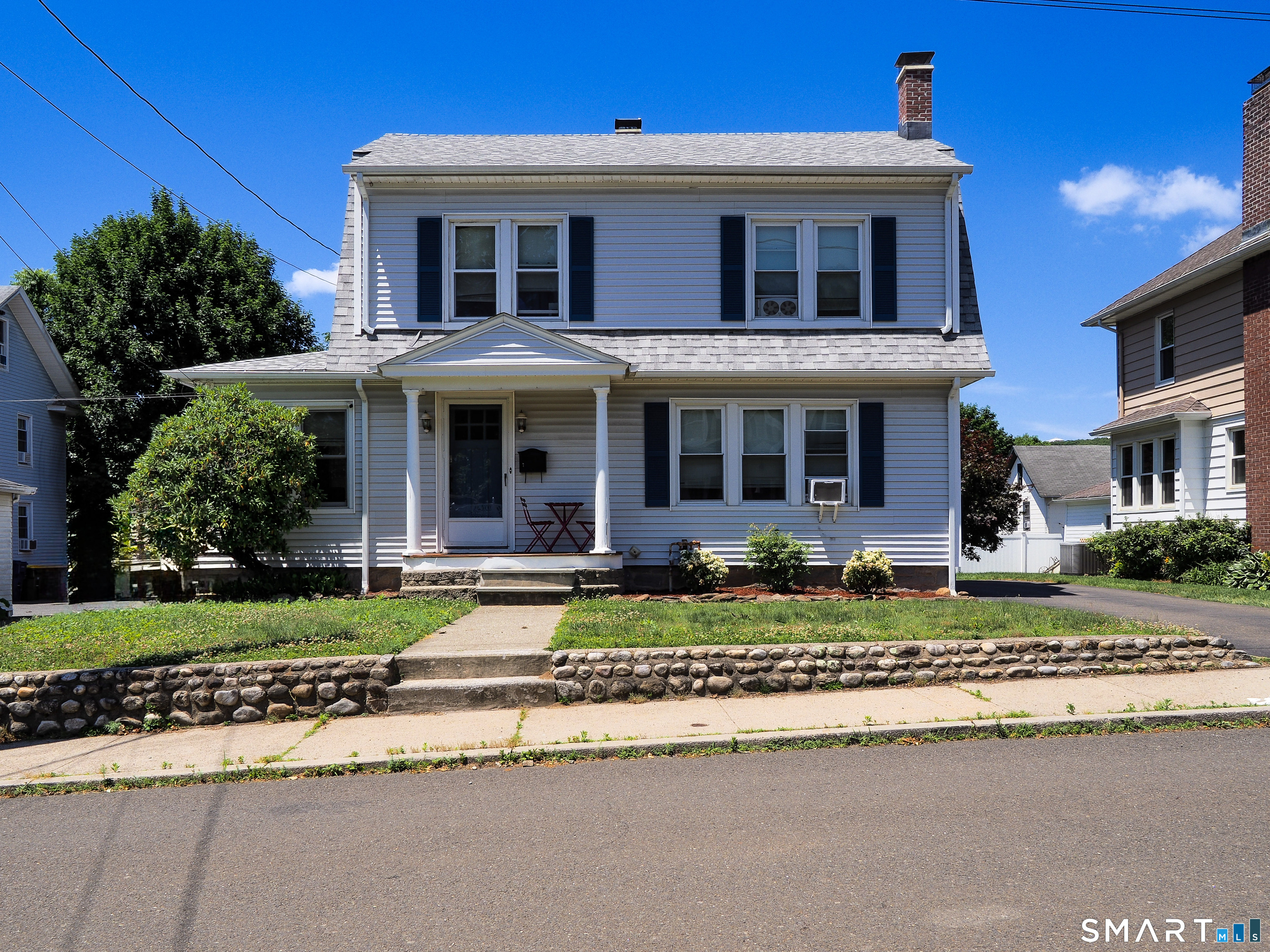 9 Lawton Terrace Ansonia CT 06401