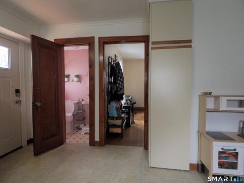 9 Lawton Terrace Ansonia CT 06401