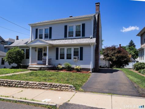 9 Lawton Terrace Ansonia CT 06401