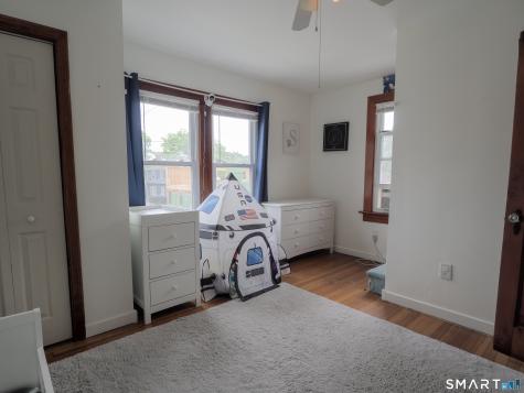 9 Lawton Terrace Ansonia CT 06401