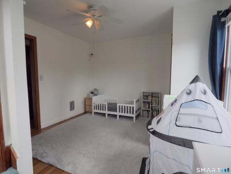 9 Lawton Terrace Ansonia CT 06401