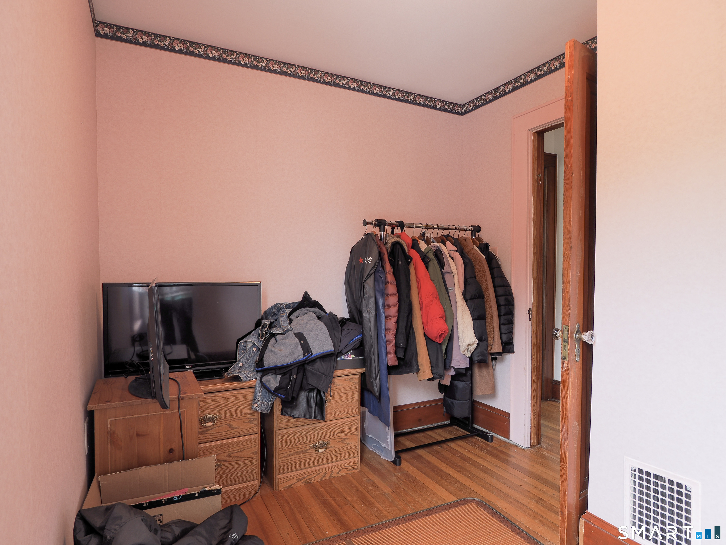 9 Lawton Terrace Ansonia CT 06401