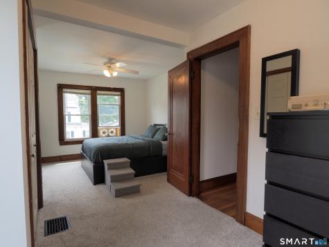 9 Lawton Terrace Ansonia CT 06401
