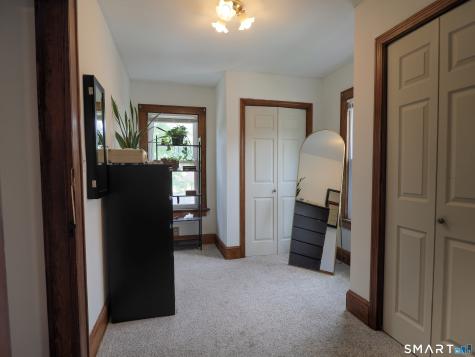 9 Lawton Terrace Ansonia CT 06401