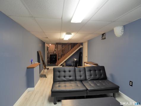 9 Lawton Terrace Ansonia CT 06401