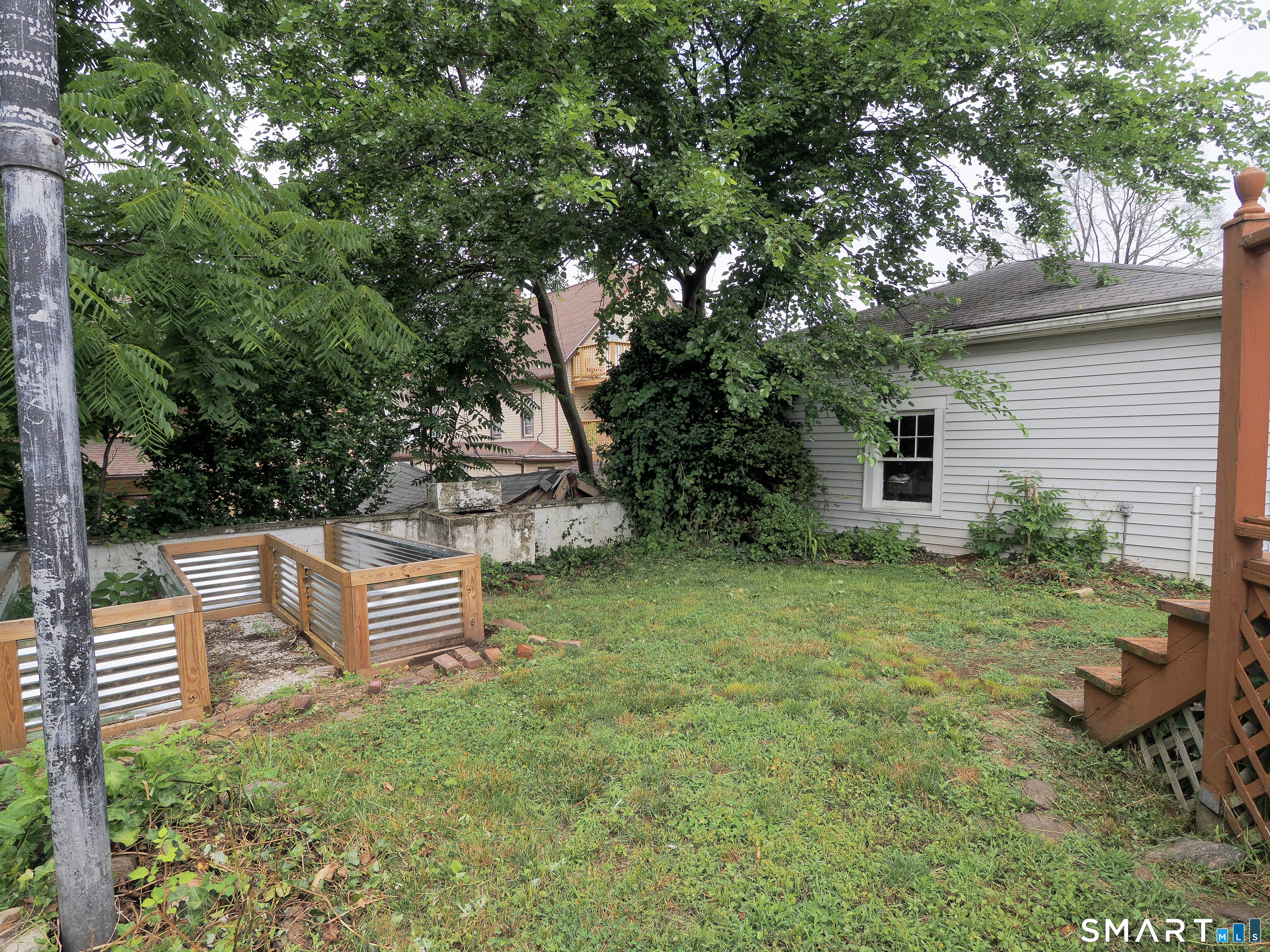 9 Lawton Terrace Ansonia CT 06401