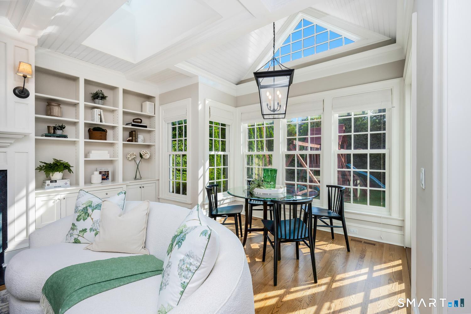 42 Kimberly Place New Canaan CT 06840