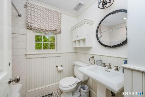 42 Kimberly Place New Canaan CT 06840