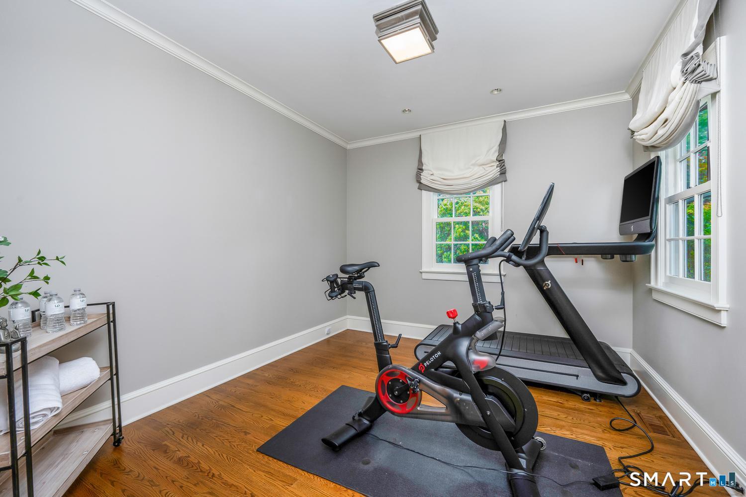 42 Kimberly Place New Canaan CT 06840