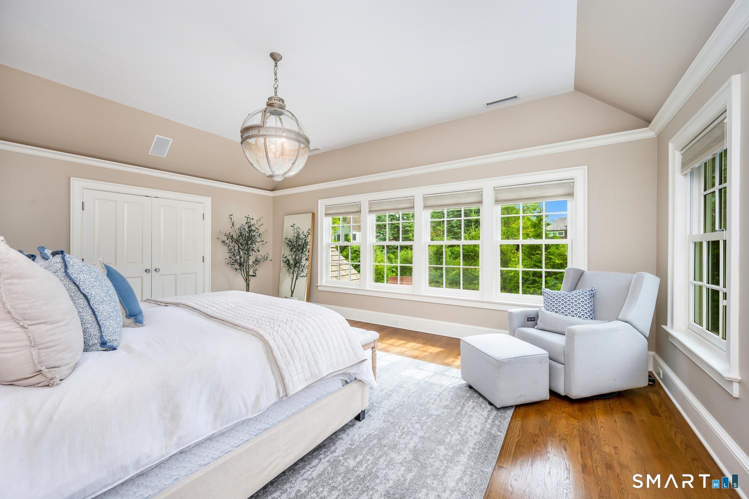 42 Kimberly Place New Canaan CT 06840