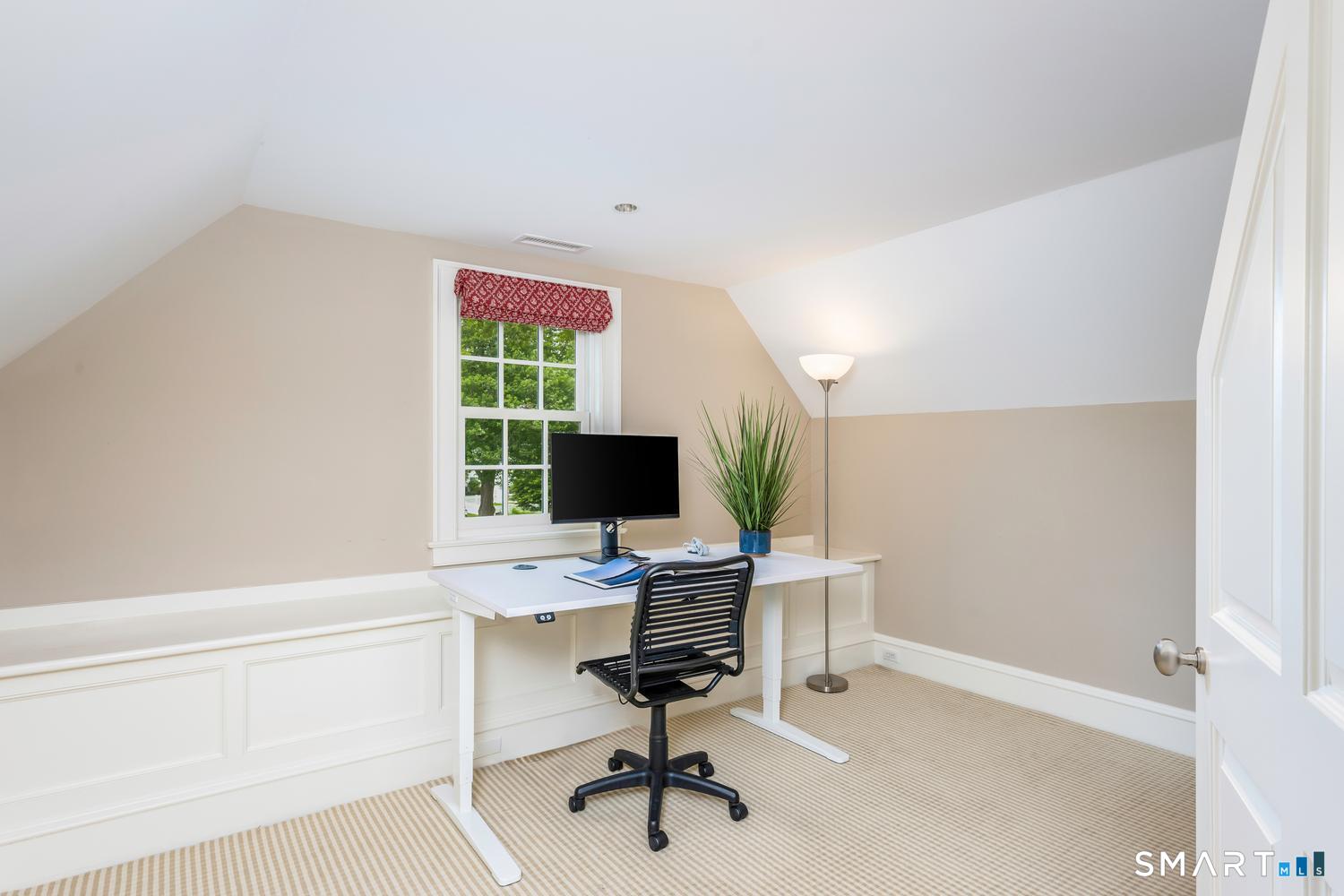 42 Kimberly Place New Canaan CT 06840