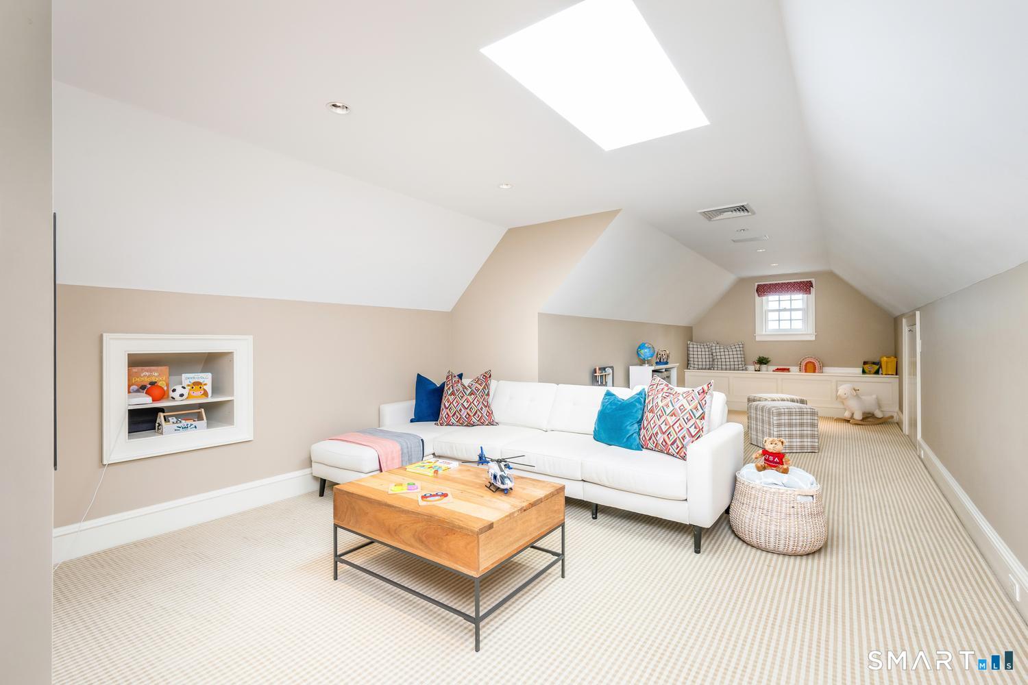 42 Kimberly Place New Canaan CT 06840