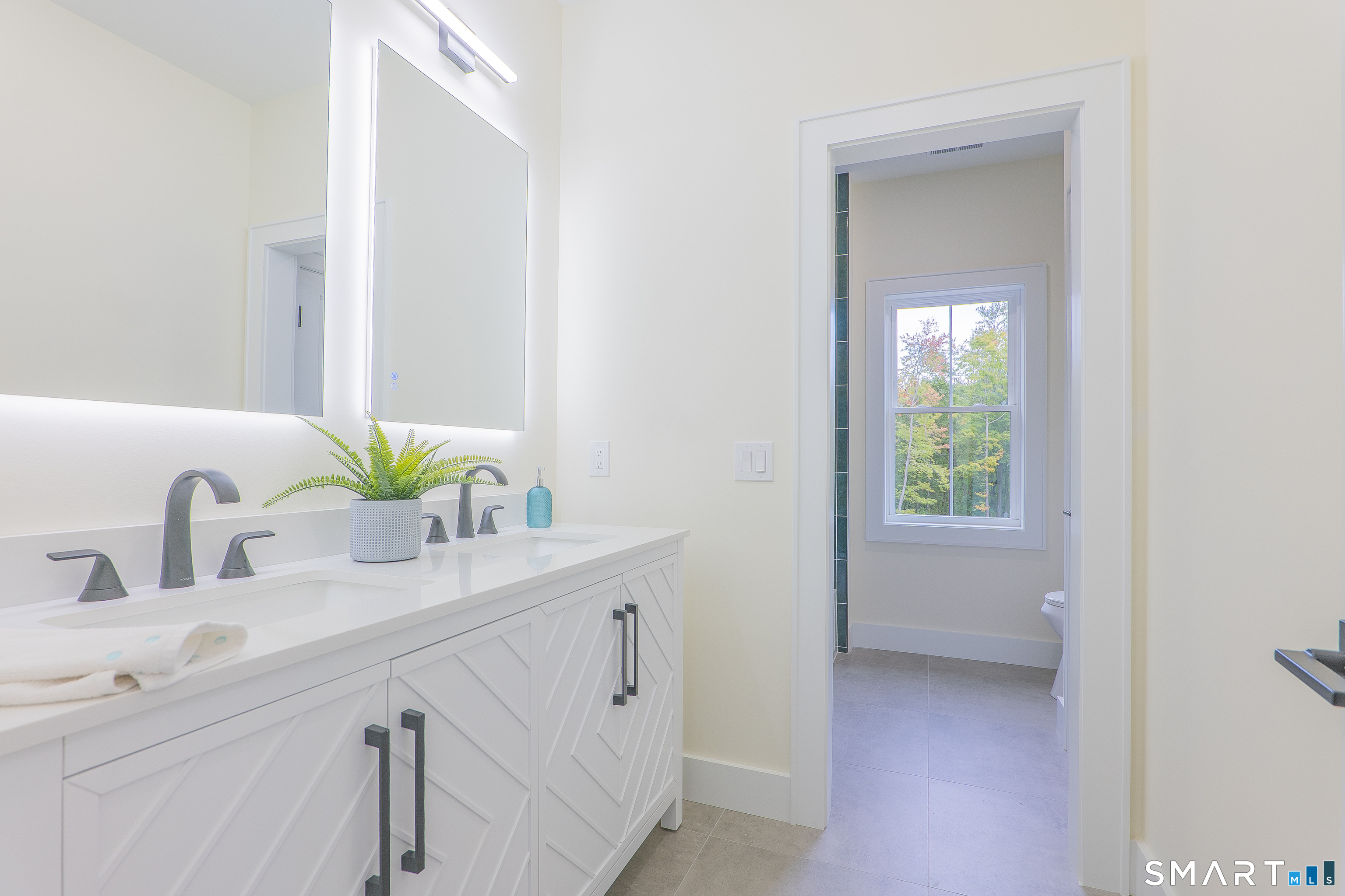 505 Burr Road Southbury CT 06488