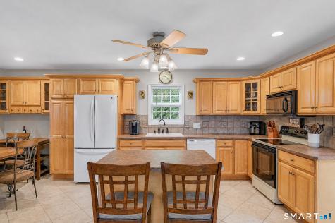 2 Curtis Avenue New Fairfield CT 06812