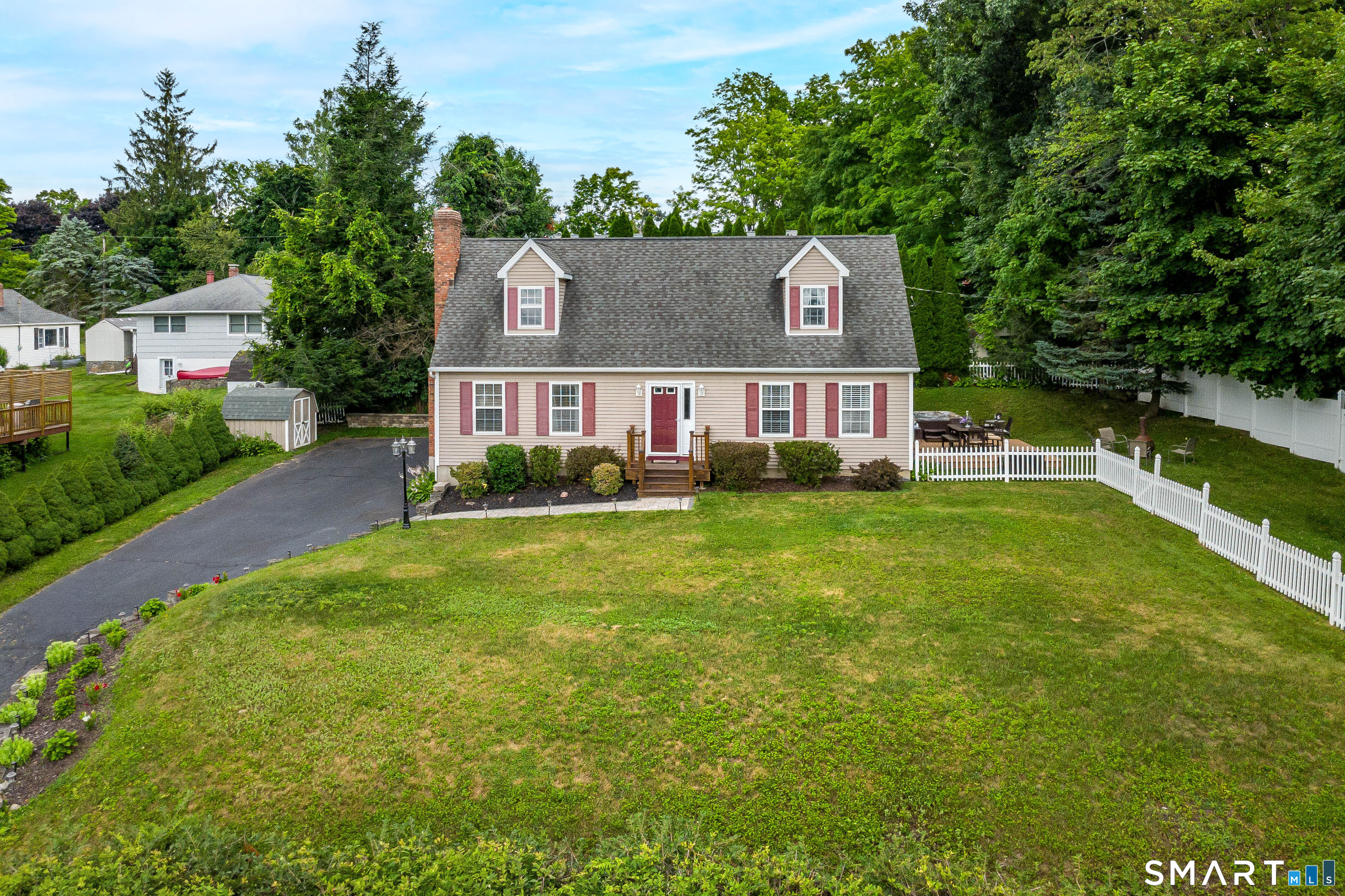 2 Curtis Avenue New Fairfield CT 06812