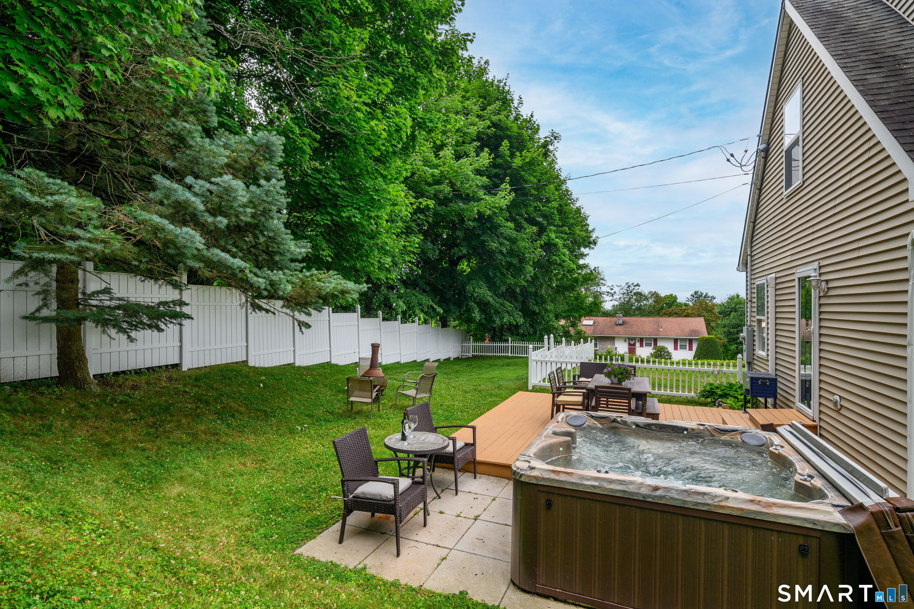 2 Curtis Avenue New Fairfield CT 06812