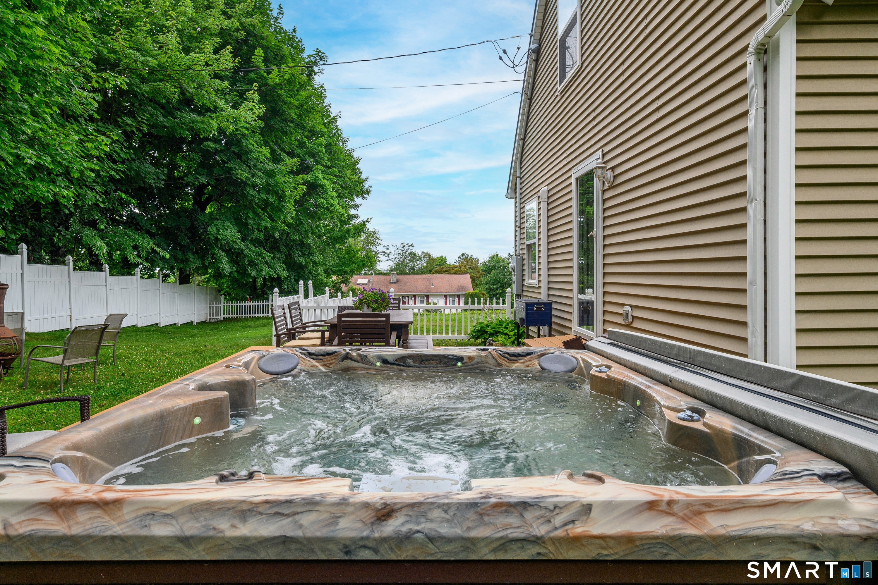2 Curtis Avenue New Fairfield CT 06812