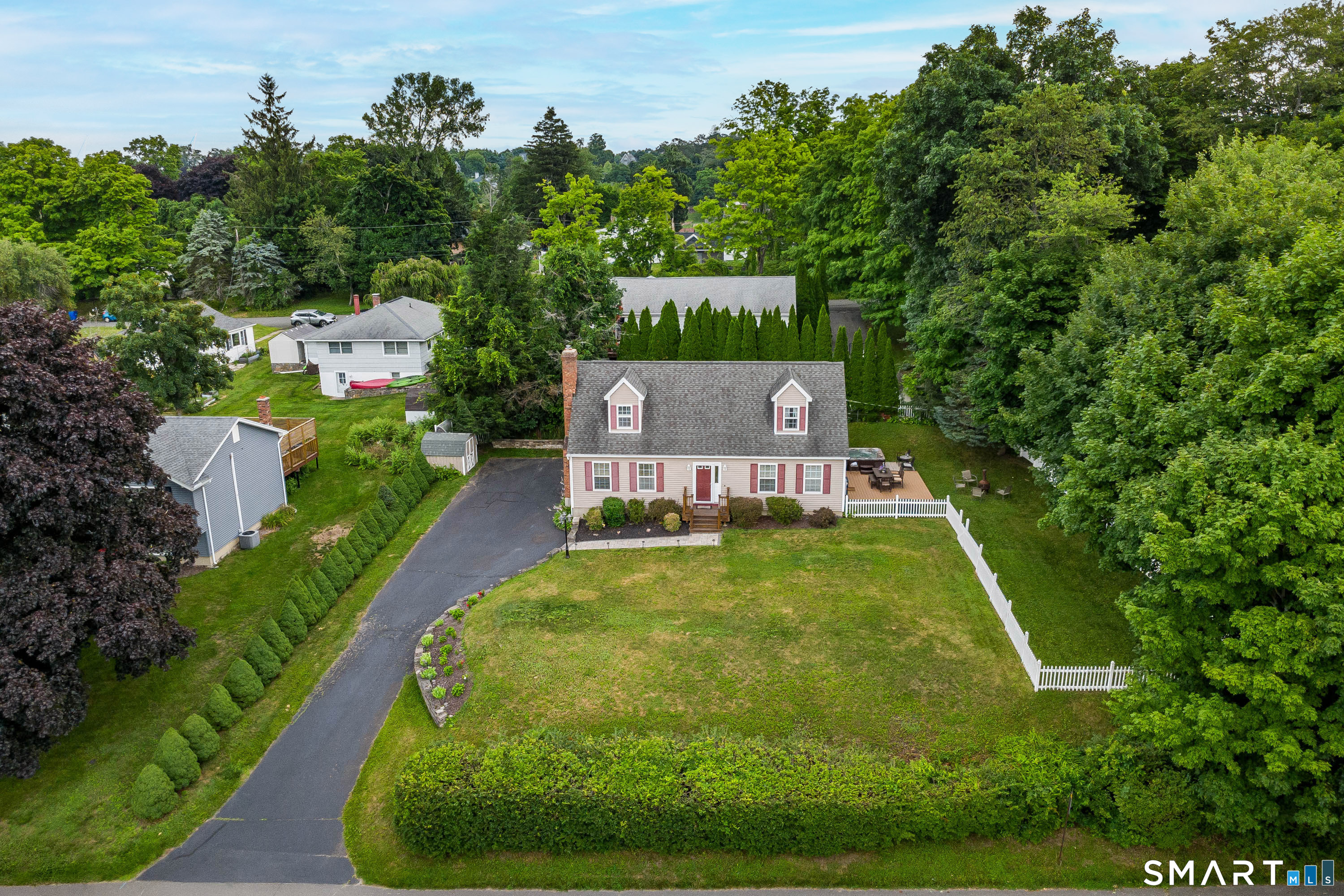 2 Curtis Avenue New Fairfield CT 06812