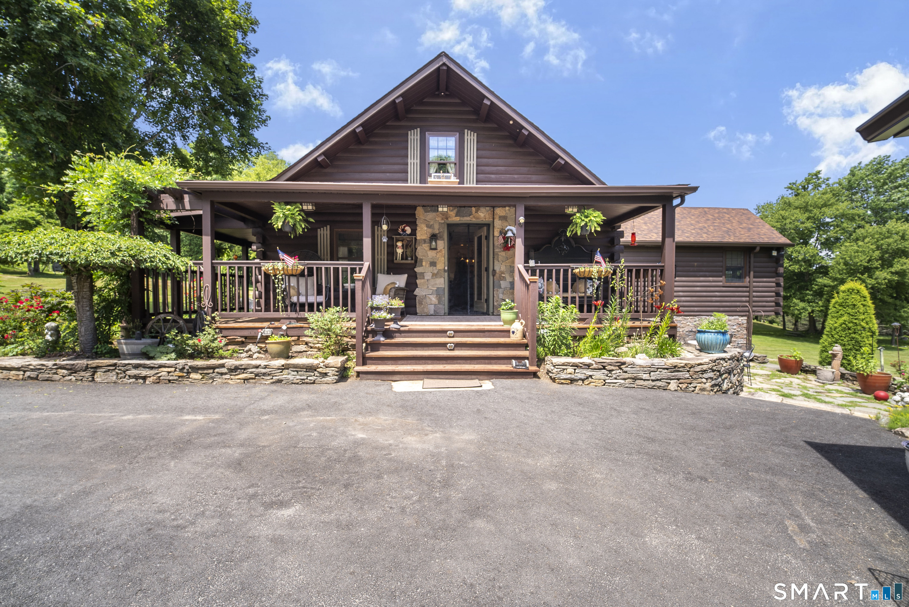 84 Dark Lantern Hill Road Killingly CT 06239