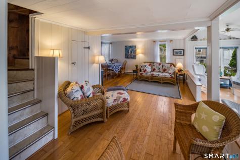 18 Hough Road Old Lyme CT 06371
