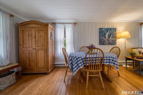 18 Hough Road Old Lyme CT 06371