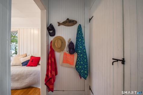 18 Hough Road Old Lyme CT 06371