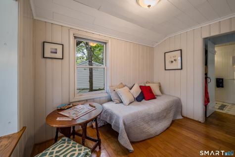18 Hough Road Old Lyme CT 06371