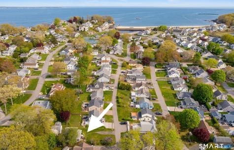 18 Hough Road Old Lyme CT 06371
