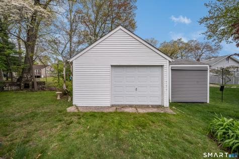 18 Hough Road Old Lyme CT 06371