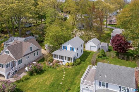 18 Hough Road Old Lyme CT 06371