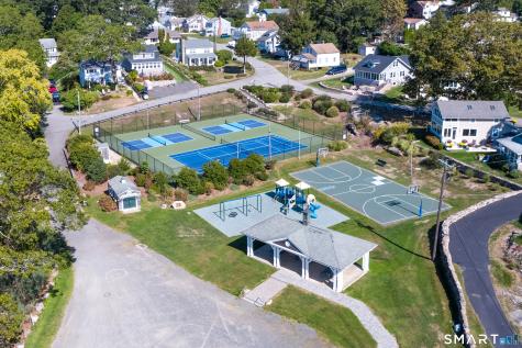 18 Hough Road Old Lyme CT 06371