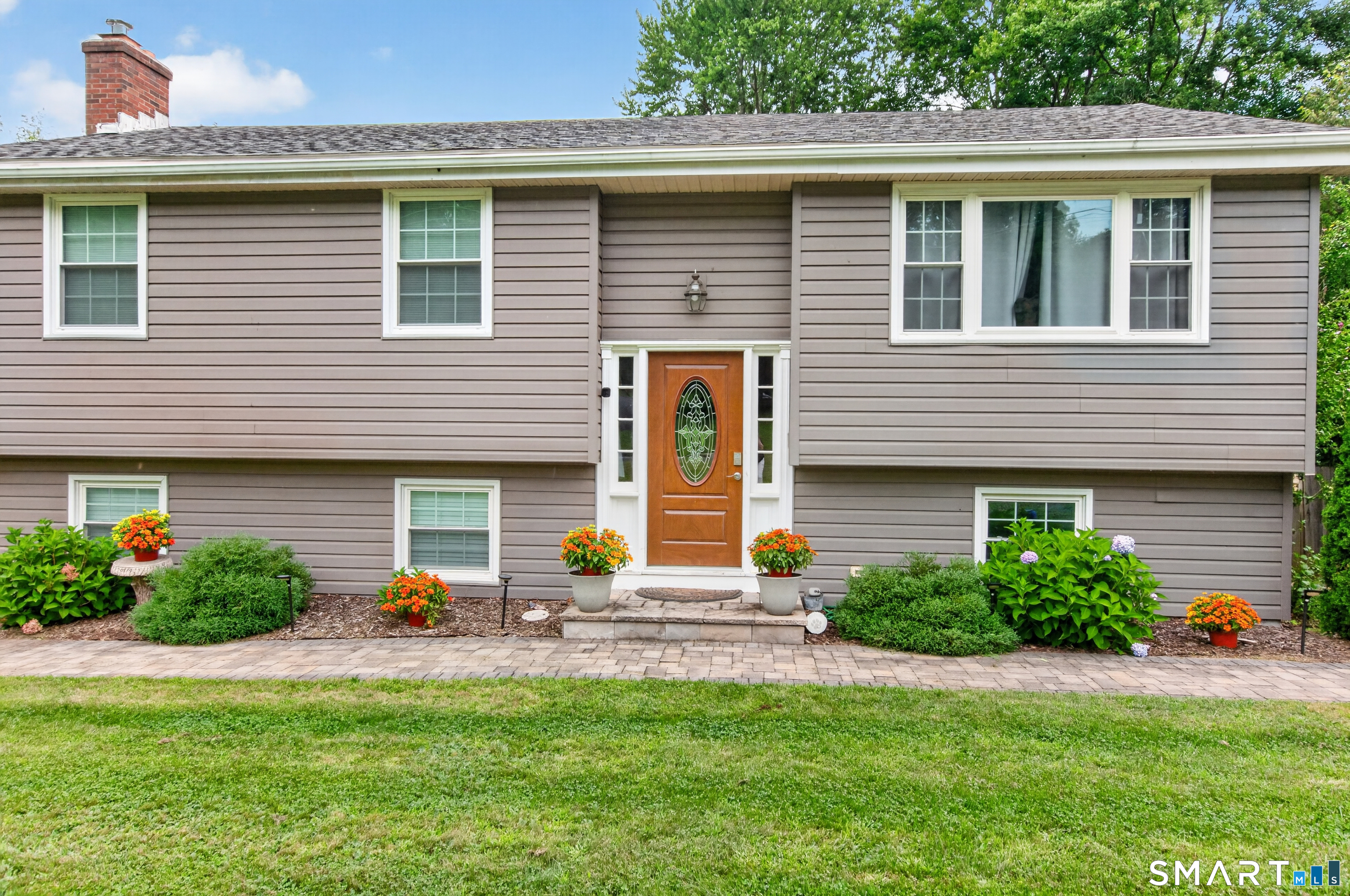 35 Glendale Road Manchester CT 06040