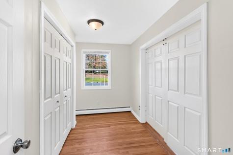 35 Glendale Road Manchester CT 06040