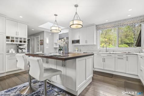28 Pony Trail Road Stamford CT 06903