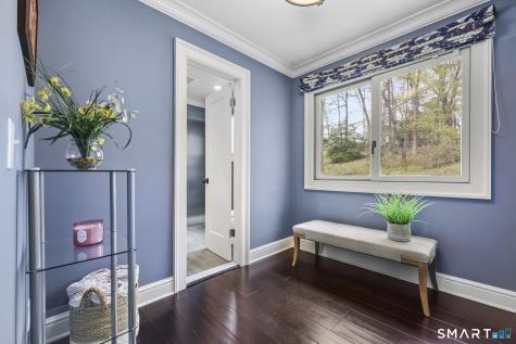 28 Pony Trail Road Stamford CT 06903