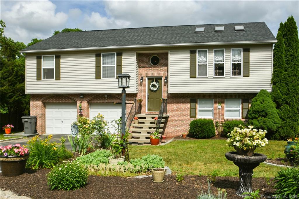 43 Karen Drive Naugatuck CT 06770