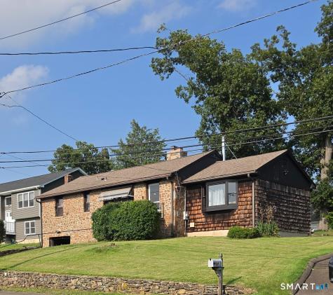35 Sherman Terrace North Haven CT 06473