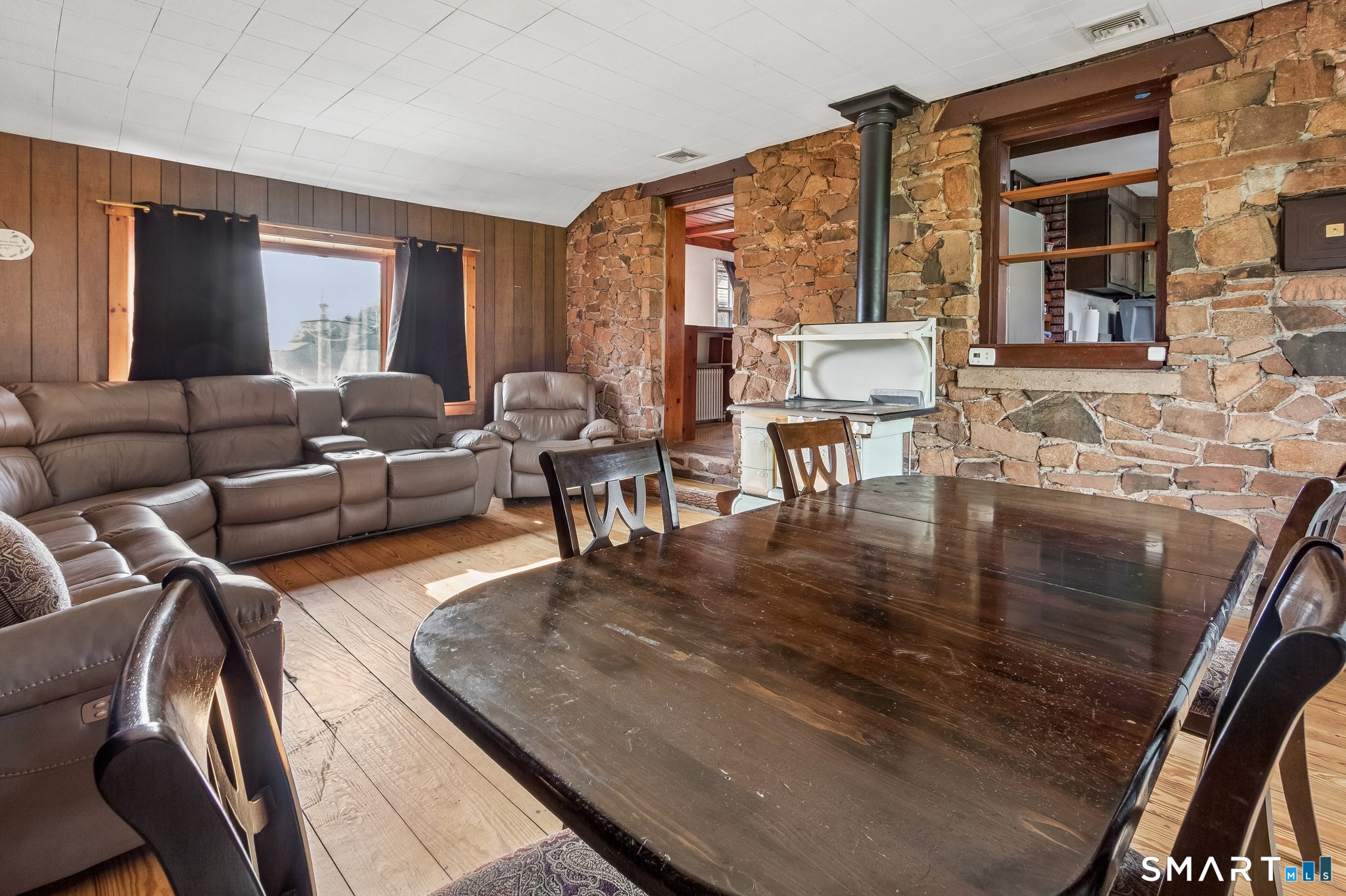 35 Sherman Terrace North Haven CT 06473
