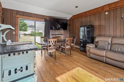 35 Sherman Terrace North Haven CT 06473