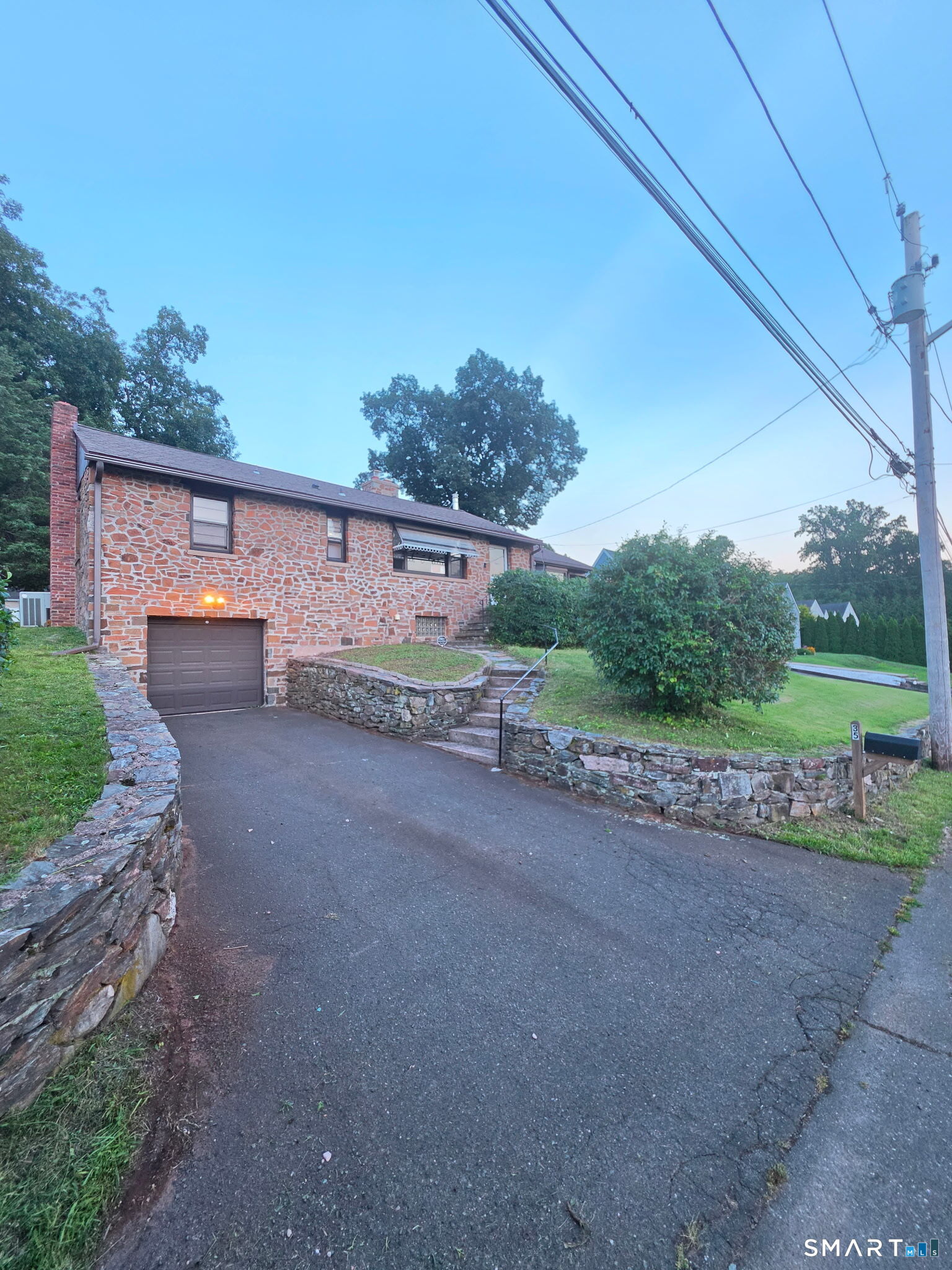 35 Sherman Terrace North Haven CT 06473