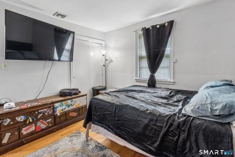 35 Sherman Terrace North Haven CT 06473
