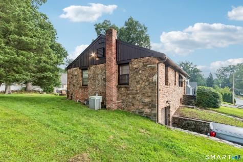 35 Sherman Terrace North Haven CT 06473