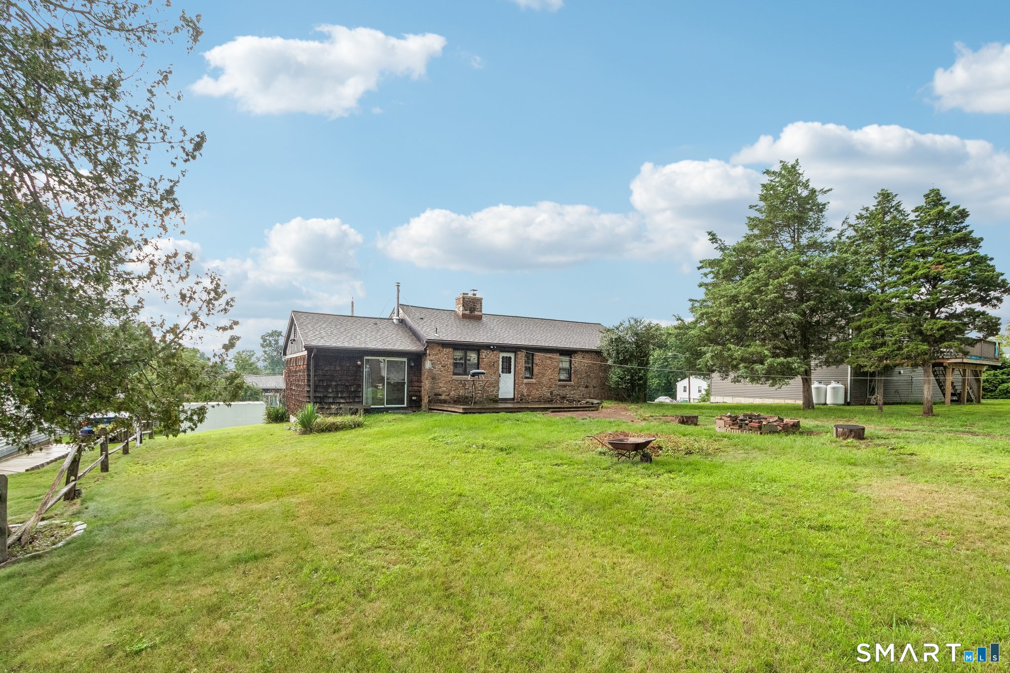 35 Sherman Terrace North Haven CT 06473