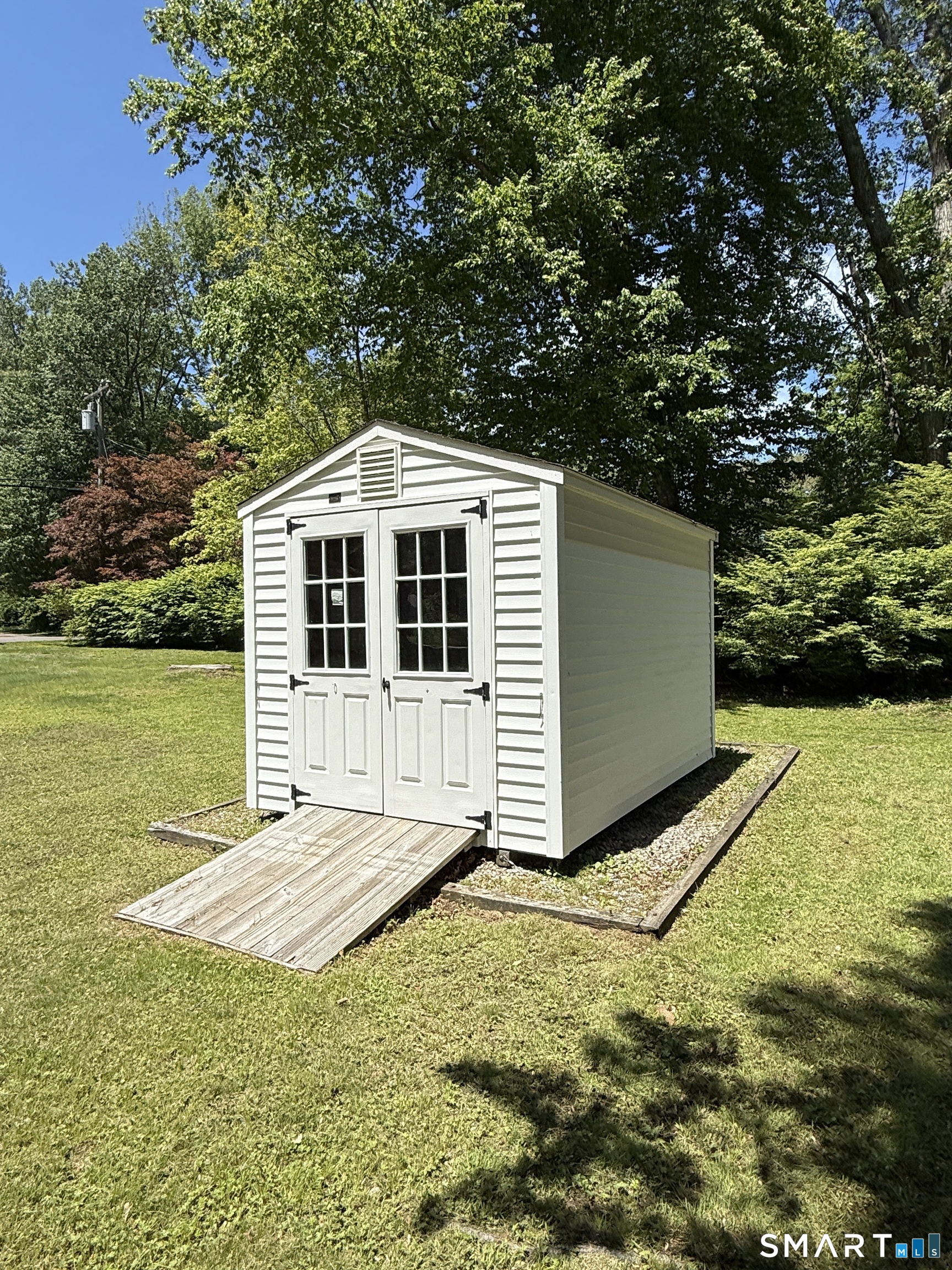 51 Rogers Lake Trail Old Lyme CT 06371