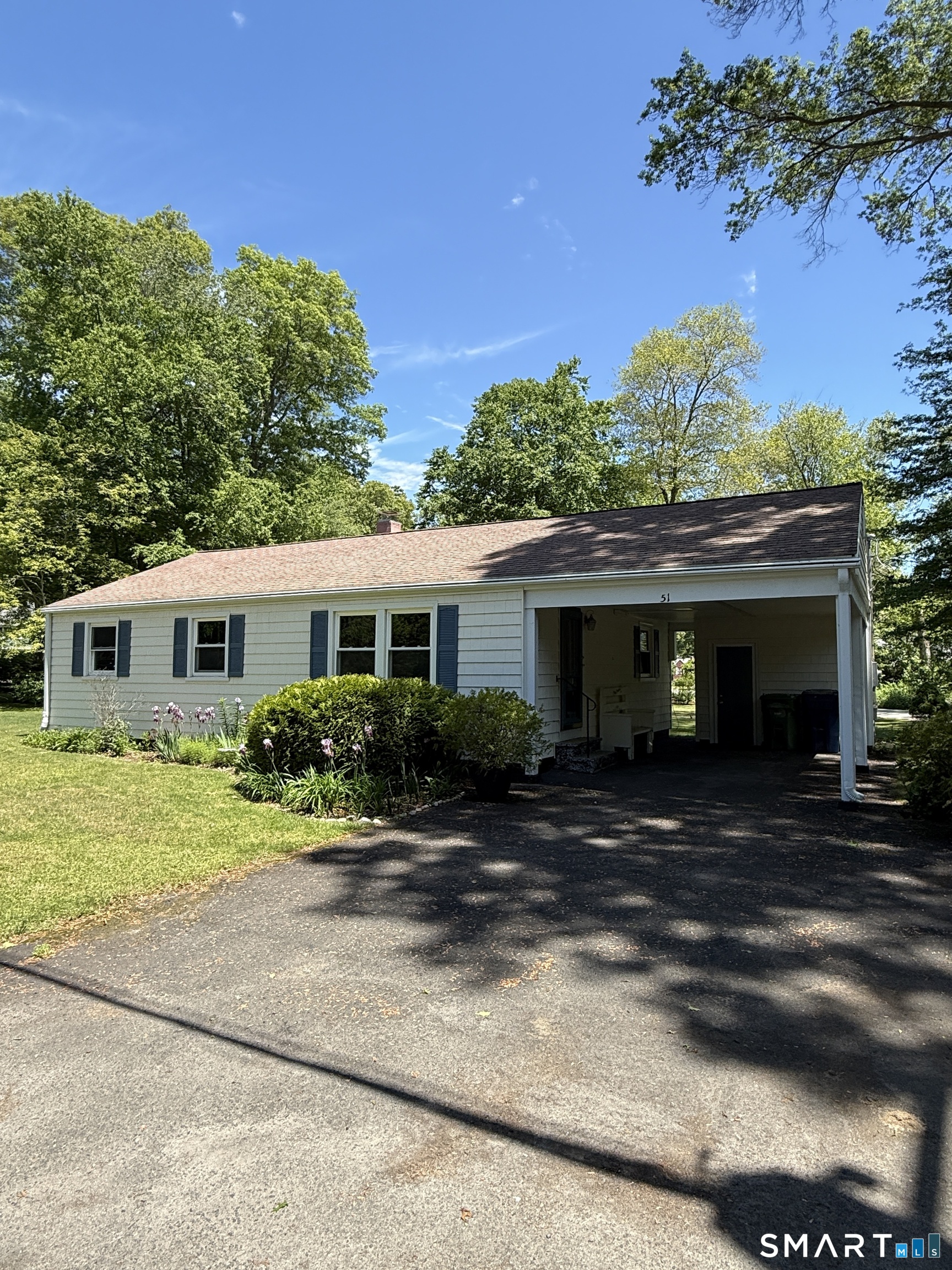 51 Rogers Lake Trail Old Lyme CT 06371