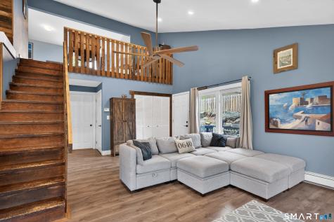 68 Ivy Street Branford CT 06405