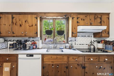 825 Jeremy Swamp Road Southbury CT 06488