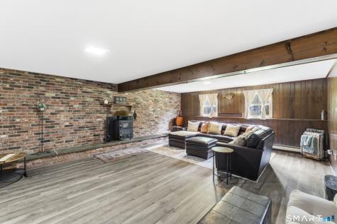 825 Jeremy Swamp Road Southbury CT 06488