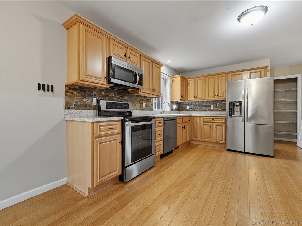 13 Sherman Street Norwich CT 06360